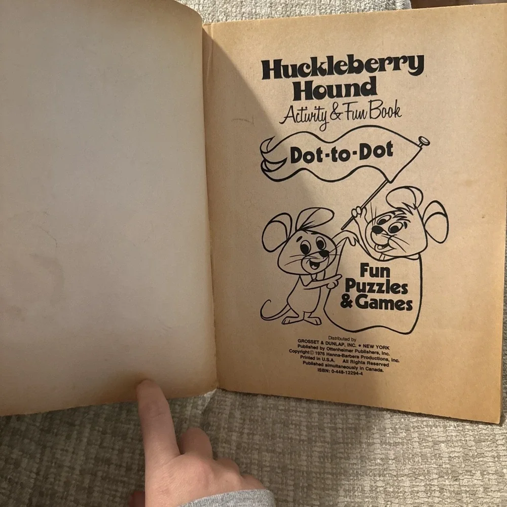 Vintage Huckleberry‎ Hound Activity Fun Coloring Book 1976 Hanna Barbera